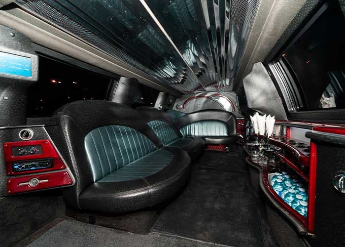 14 Passenger Expedition gallery image 9 for limousine service in Halton Hills